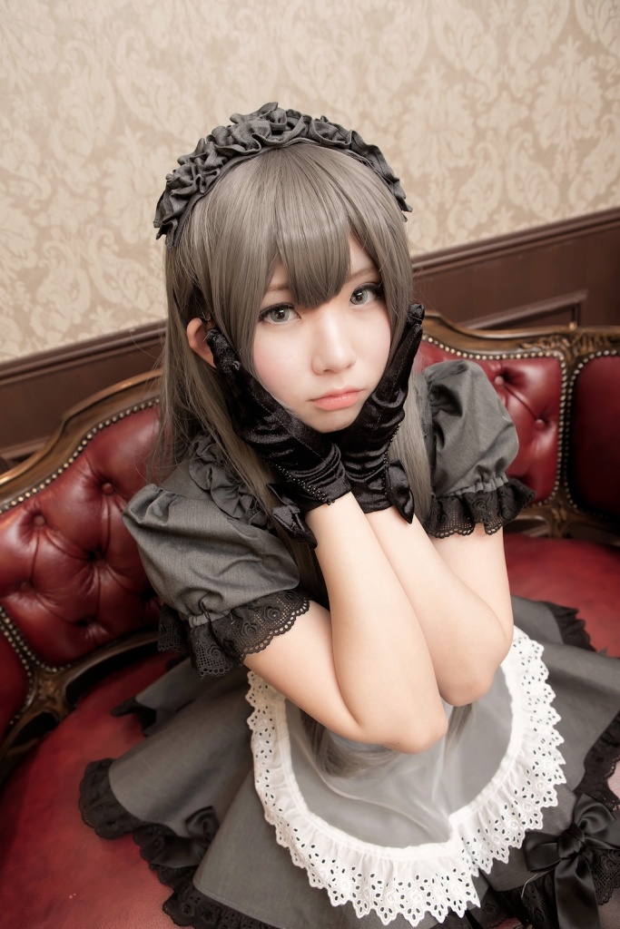 Rabbit play pictorial - black maid(11)